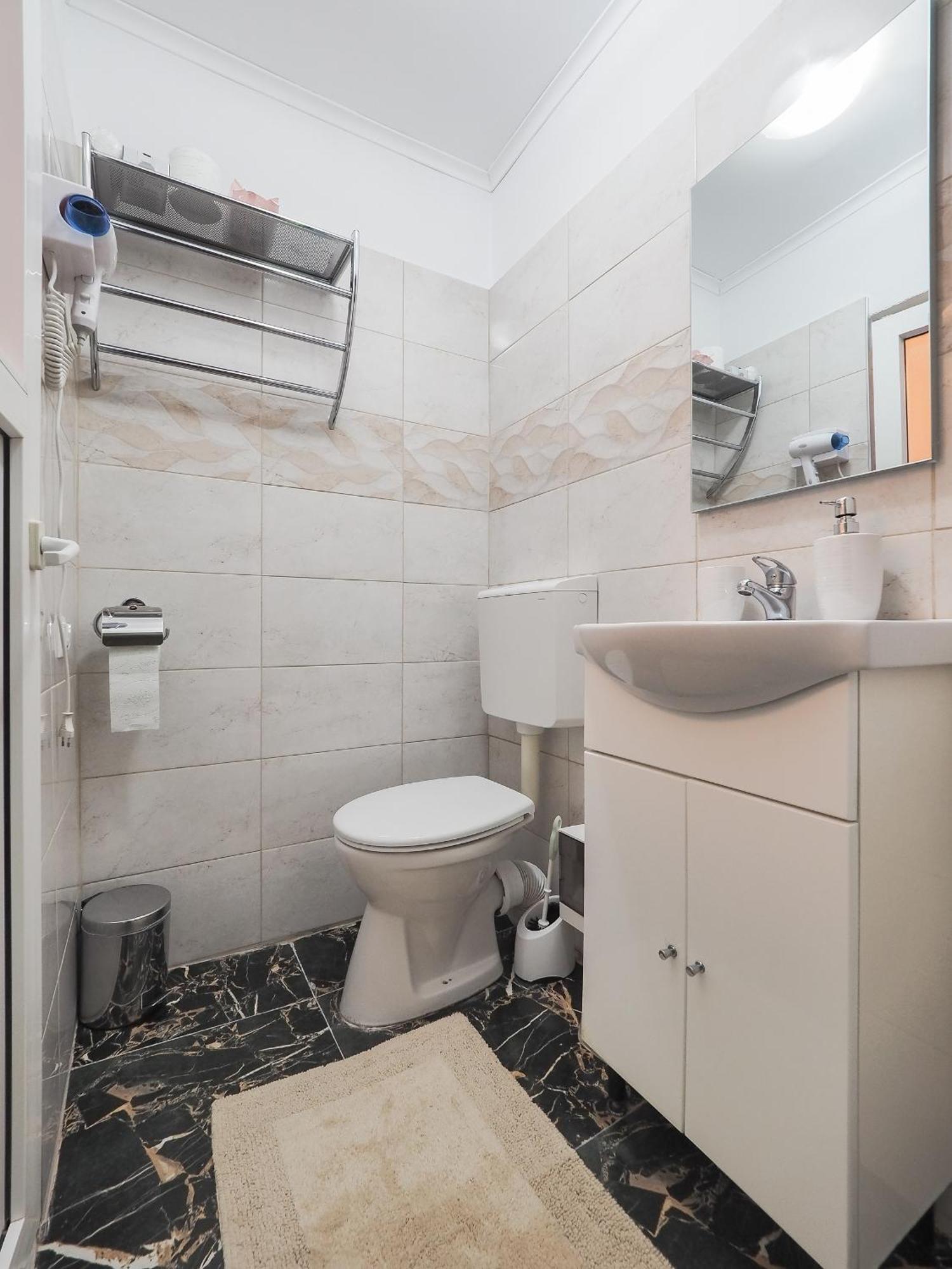 Holiday Studio Sibiu - Central, Cozy & Self Check-In Екстериор снимка